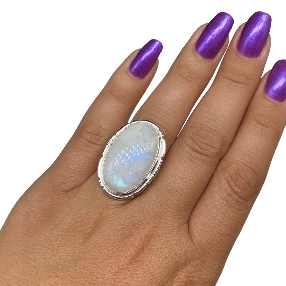 Rainbow Moonstone Gemstone Ring. - Picture 2 of 8